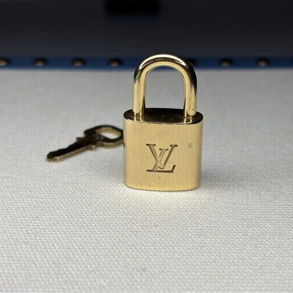 Louis Vuitton lock and key #306 - Picture 1 of 6